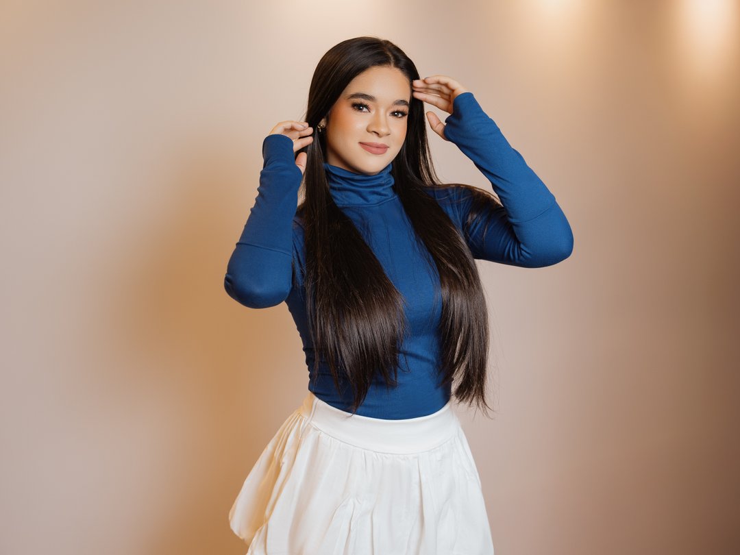 PaolaBasset — LIVE on Streamate