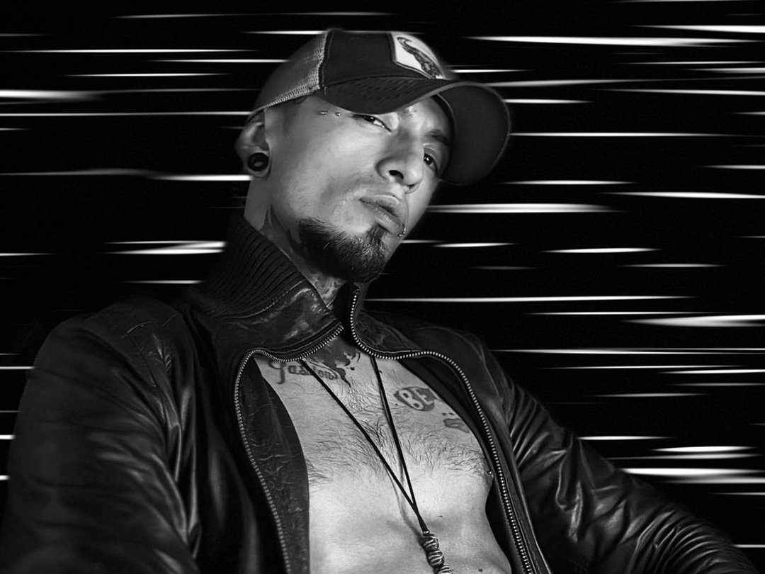 Paul_Docux — LIVE on Streamate