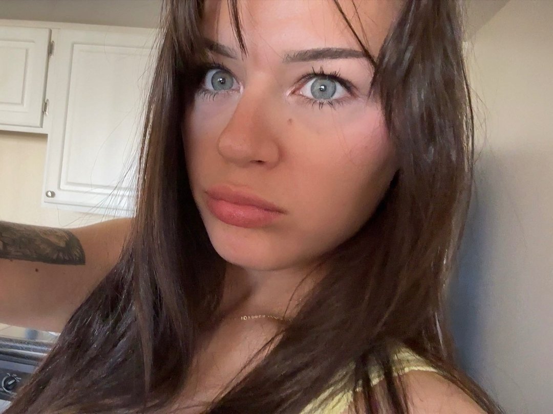 PiperParisse — LIVE on Streamate