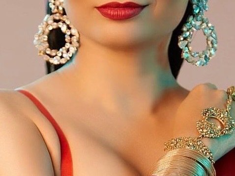 RosyCurvy — LIVE on Streamate