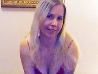 SWEETandNAUGHTY21 on Streamate