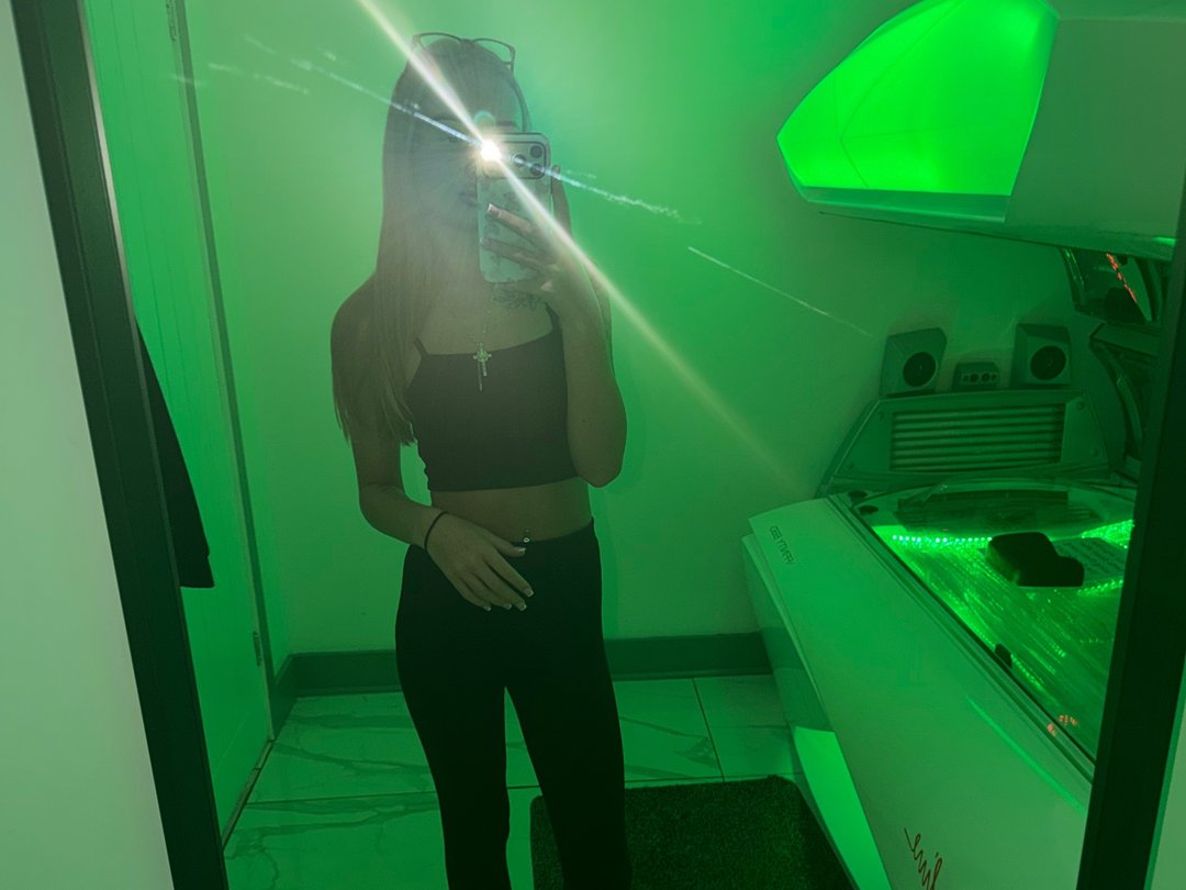 SassySashX — LIVE on Streamate