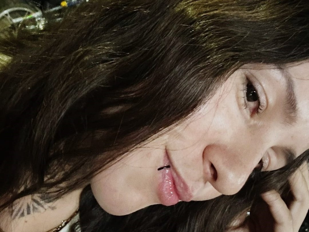 Shely_cratzon70 — LIVE on Streamate