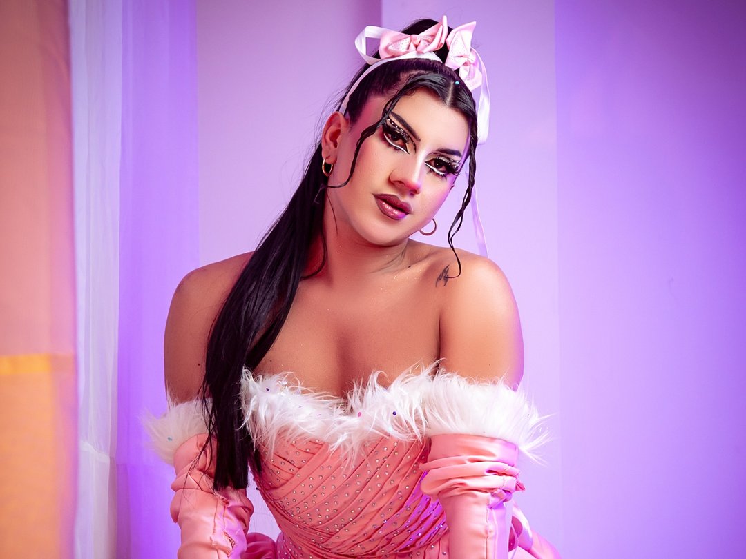 StefanyBrat69 — LIVE on Streamate