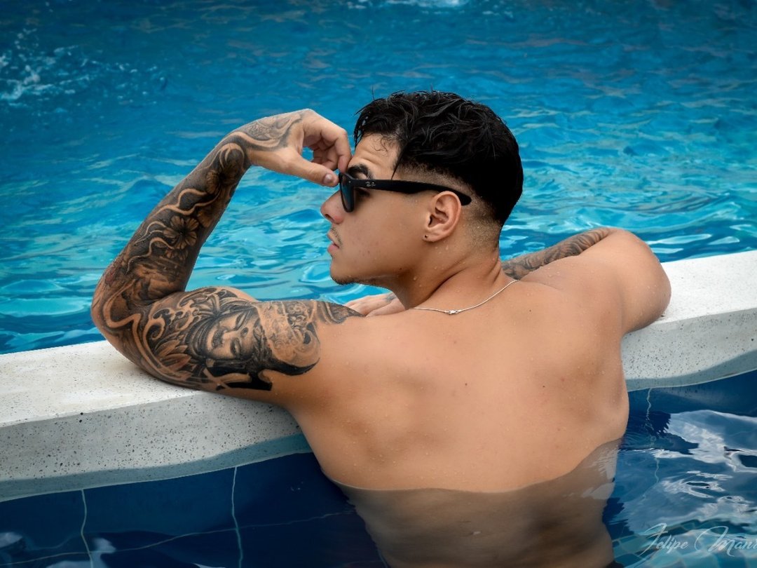 StevenVelez — LIVE on Streamate