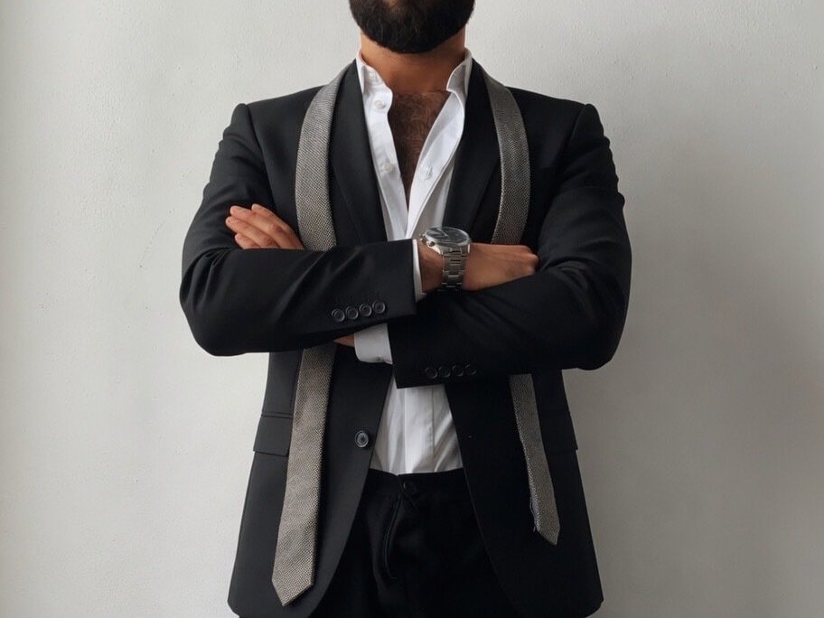 Suitbigcock — LIVE on Streamate