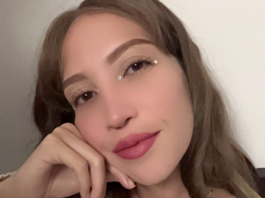 Sun_20 — LIVE on Streamate