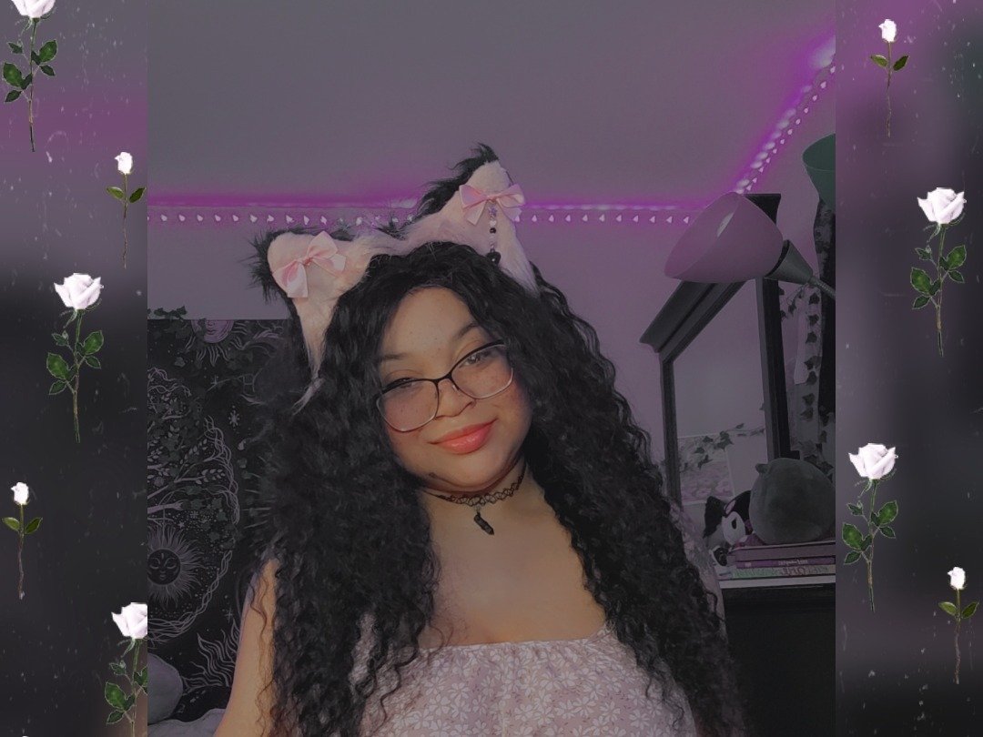 SunnySkystar — LIVE on Streamate