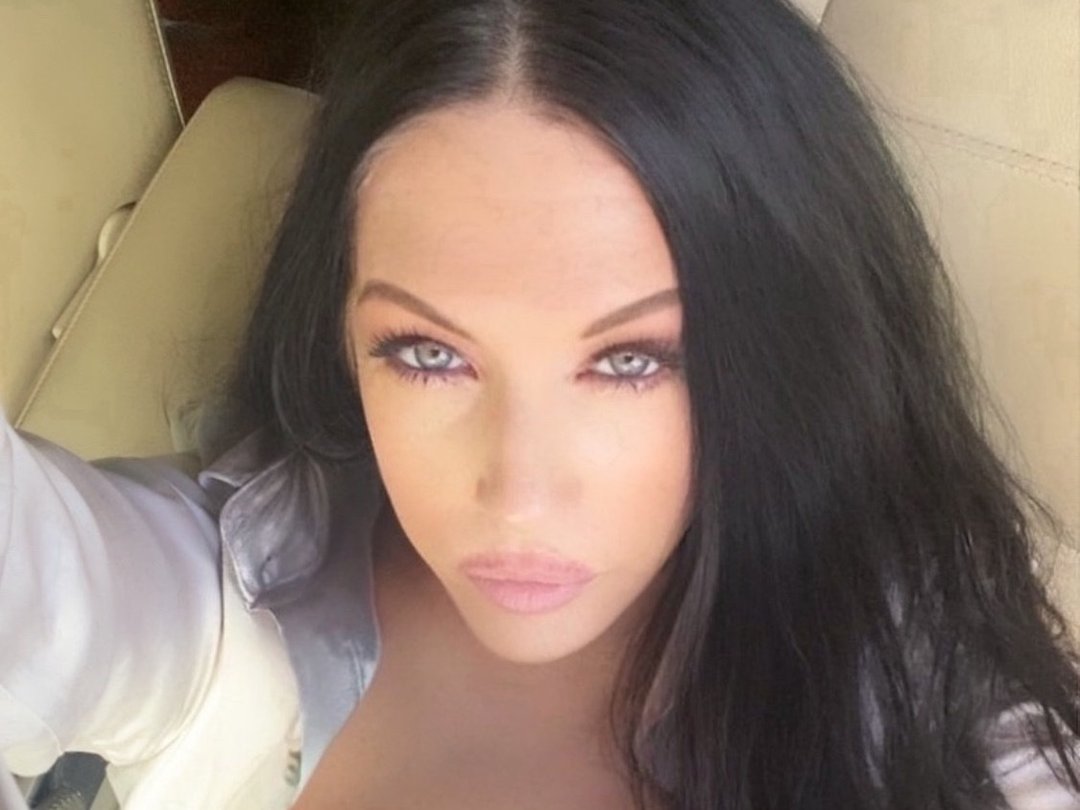 SweetOliviaRae — LIVE on Streamate