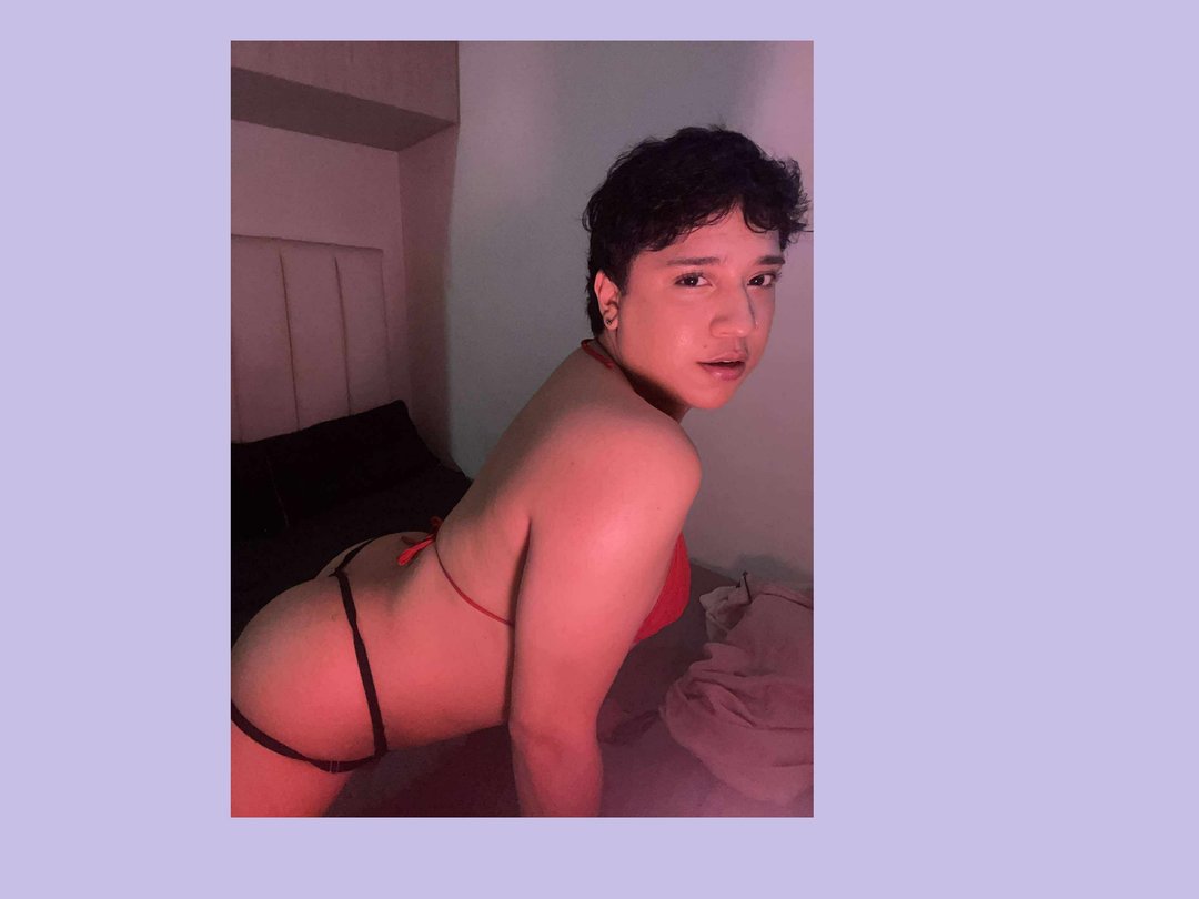 Sweet_Temptationhotxxx — LIVE on Streamate