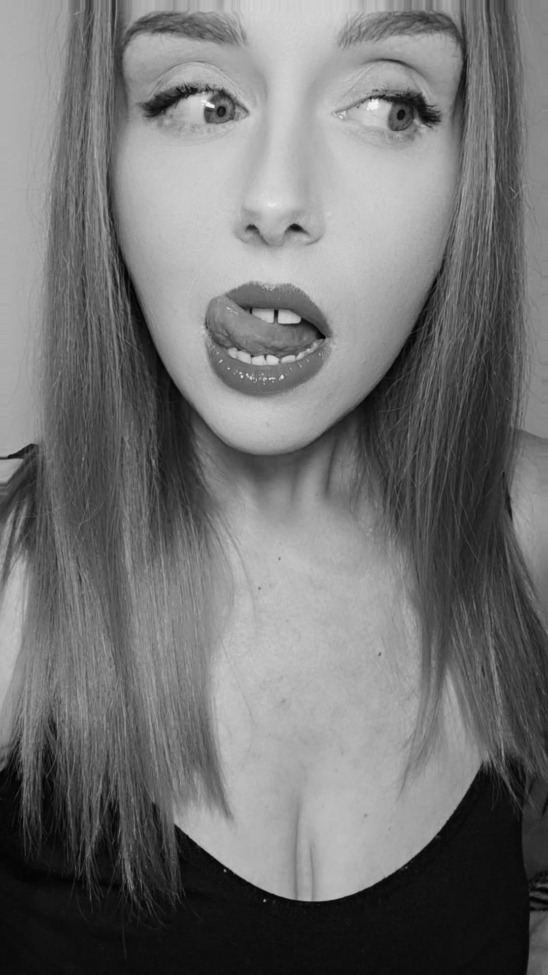 TeasingRuby — LIVE on Streamate