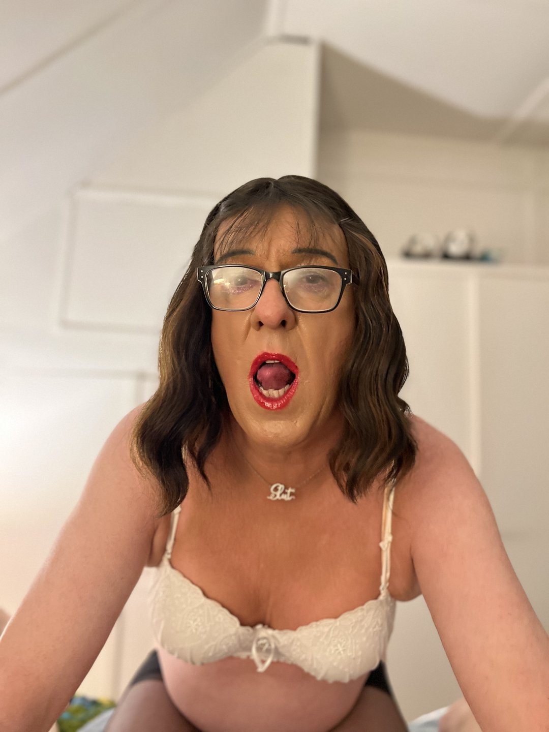 TracieSatinMILF - Streamate Spanking Sextoys Anal Trans 