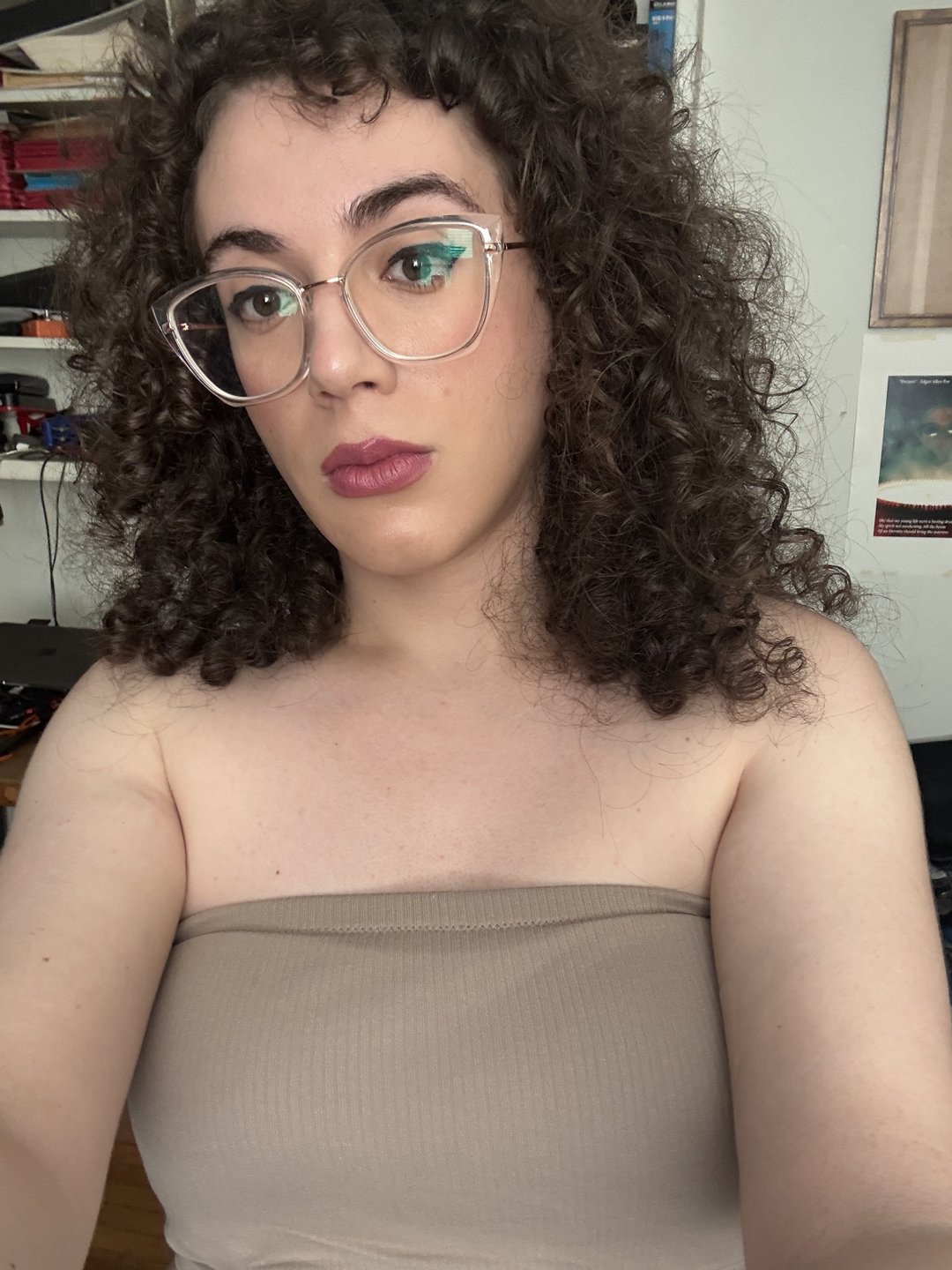 Urtransgf — LIVE on Streamate