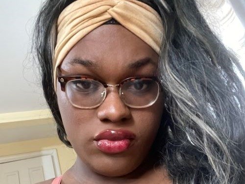 V3ronica_247 — LIVE on Streamate