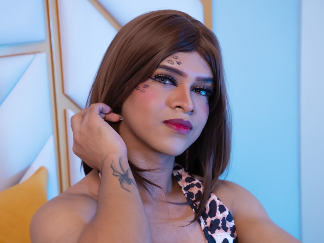 ValeriaFoxy — LIVE on Streamate