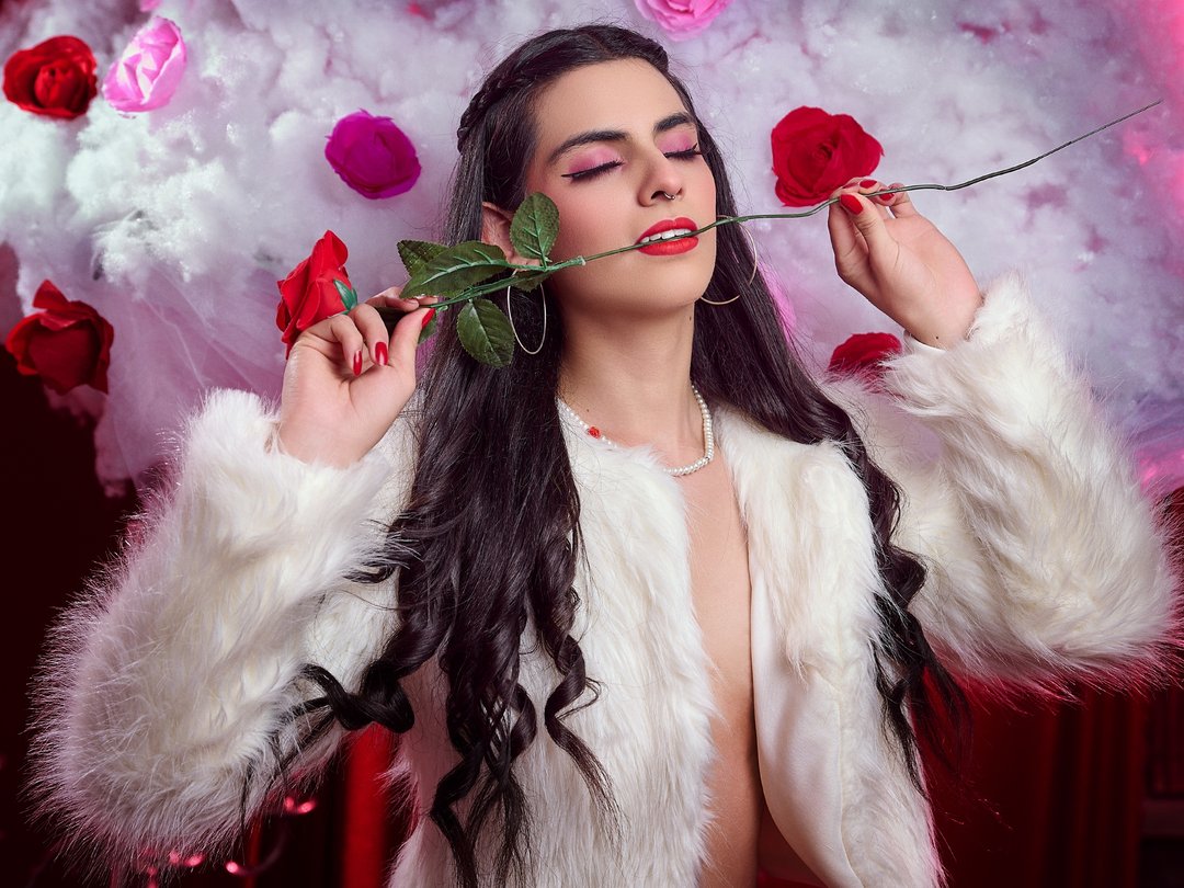 Venus_Flame — LIVE on Streamate