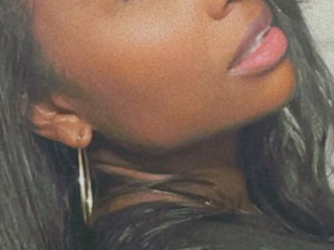 VieveNite — LIVE on Streamate