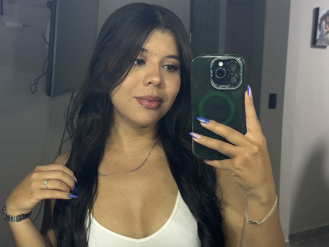 ViolettMonets — LIVE on Streamate