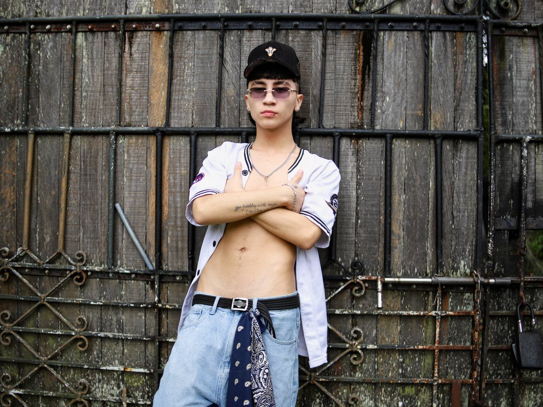 XanderGrey81 — LIVE on Streamate