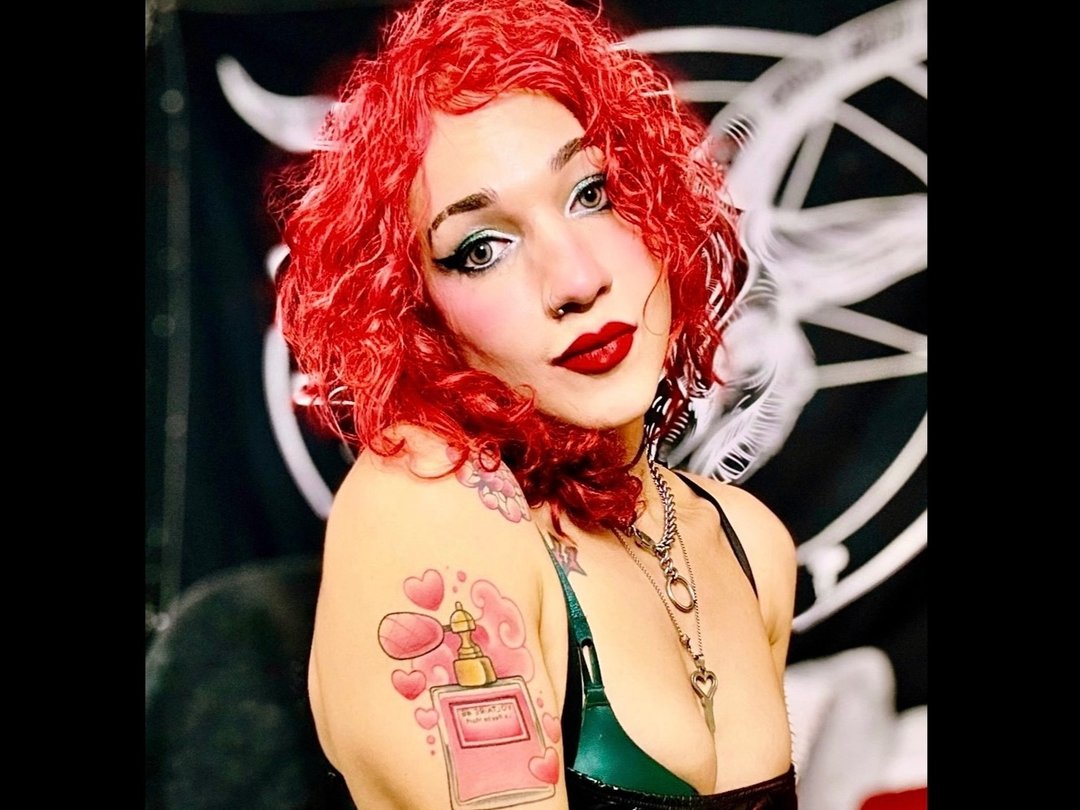 avamoonxxx — LIVE on Streamate