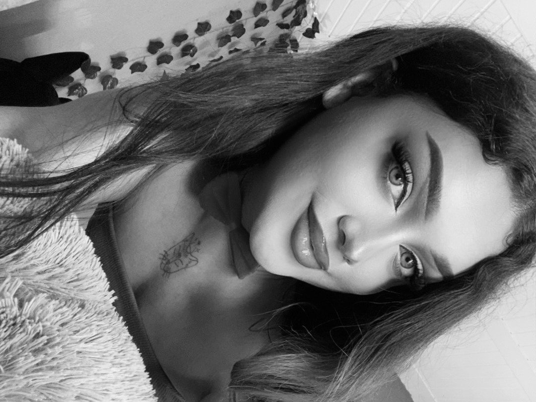 cattrionaMuller — LIVE on Streamate