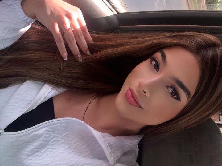 chloe_narcise — LIVE on Streamate