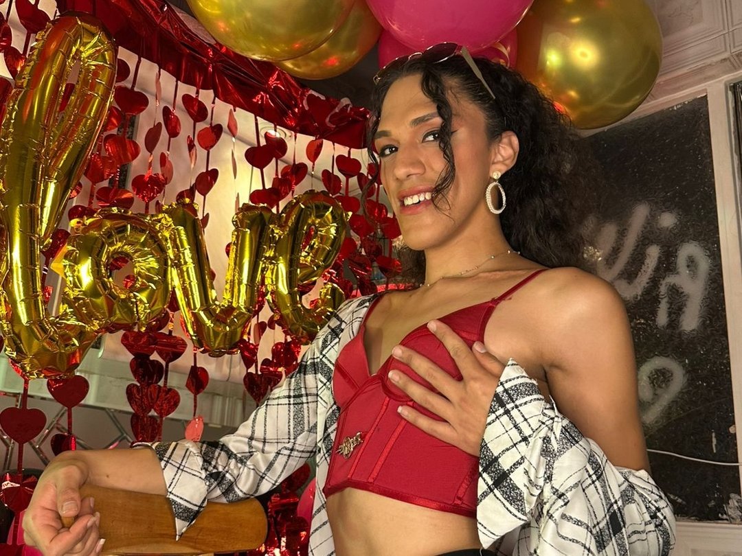 crisOz — LIVE on Streamate