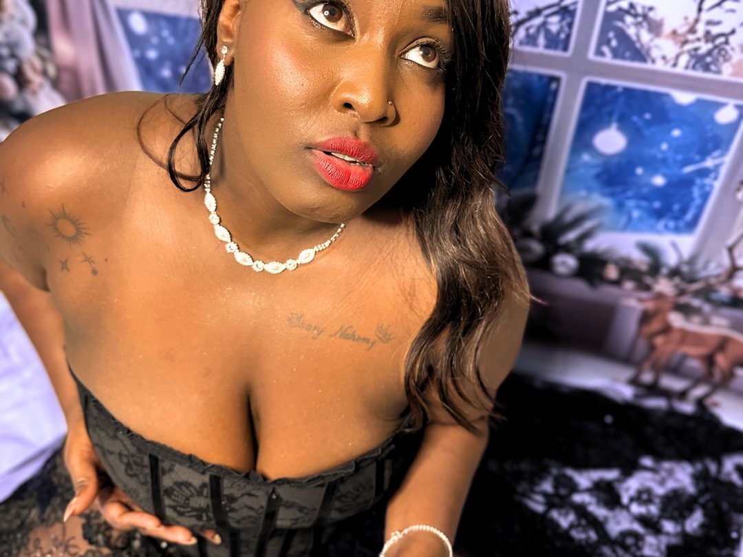 emilyrojas — LIVE on Streamate