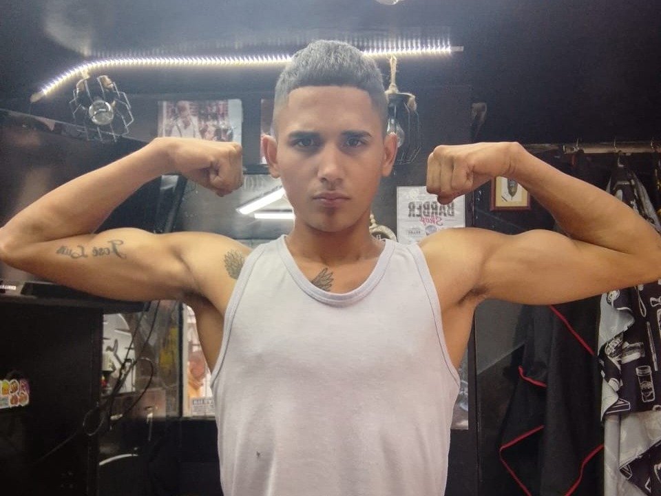 masterpartyx — LIVE on Streamate