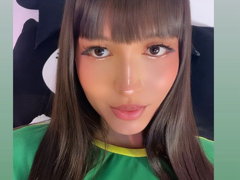 mendozadafne — LIVE on Streamate