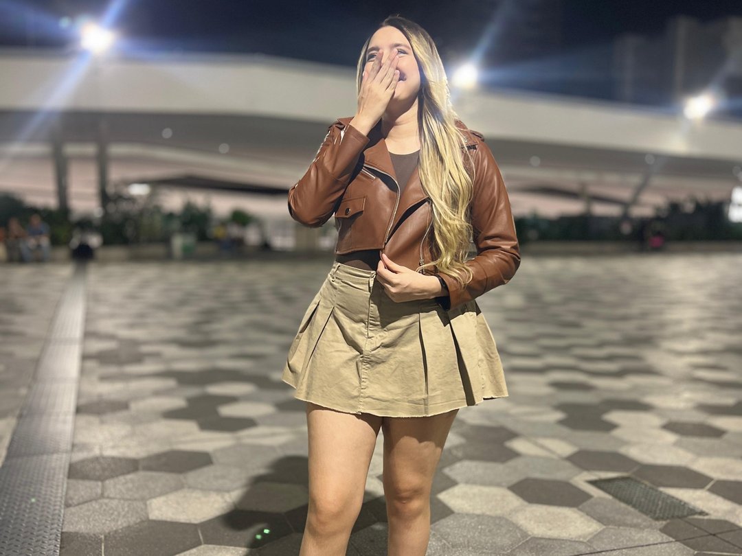 miarosse99 — LIVE on Streamate