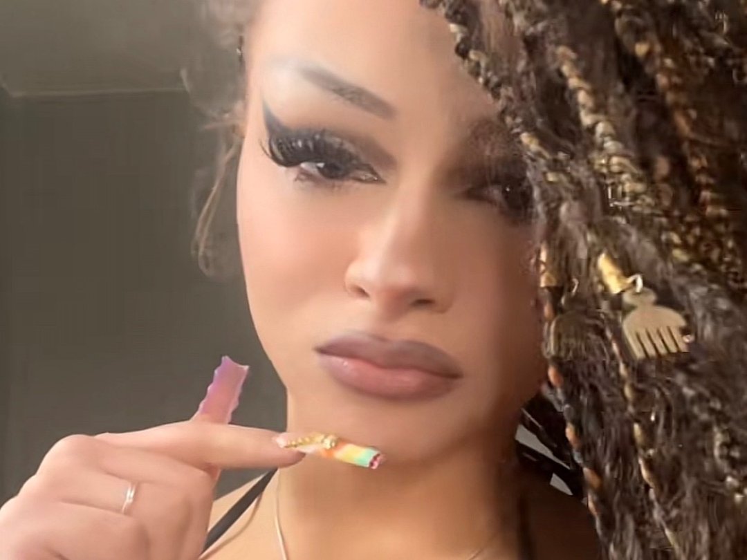 mimitsunami — LIVE on Streamate