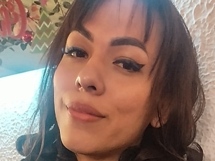 missblu69 — LIVE on Streamate