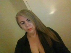 pinkdiamondlush — LIVE on Streamate