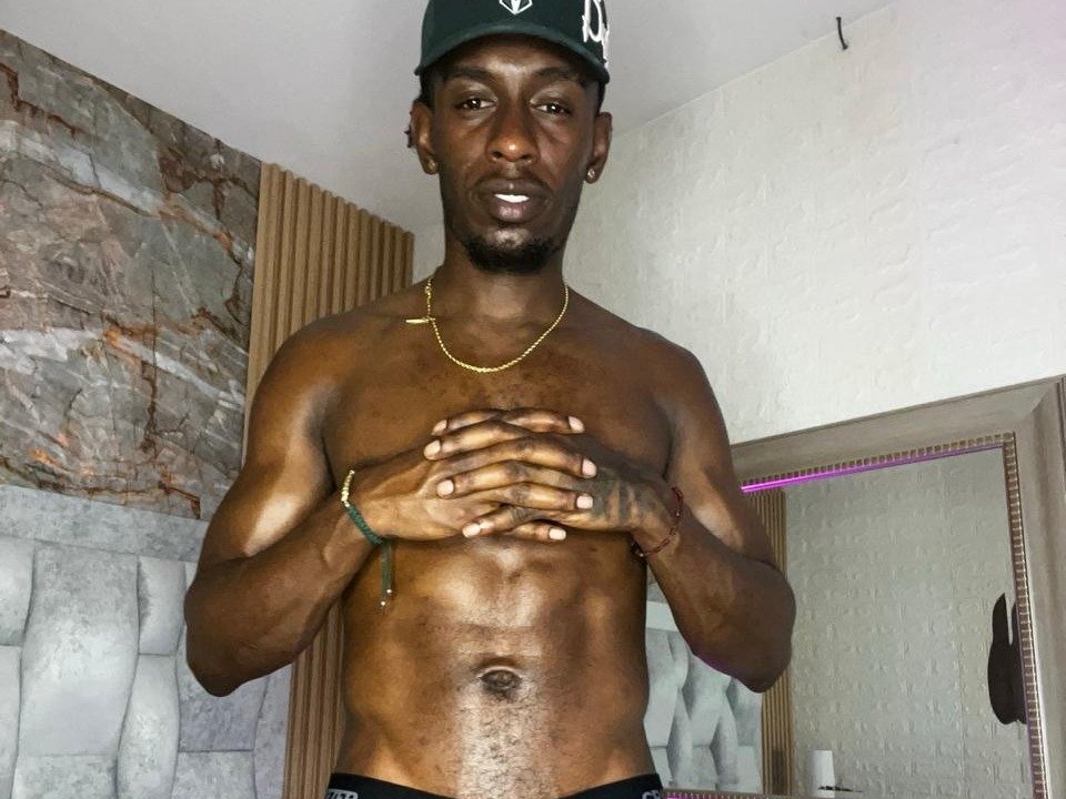 pipemonstercock — LIVE on Streamate