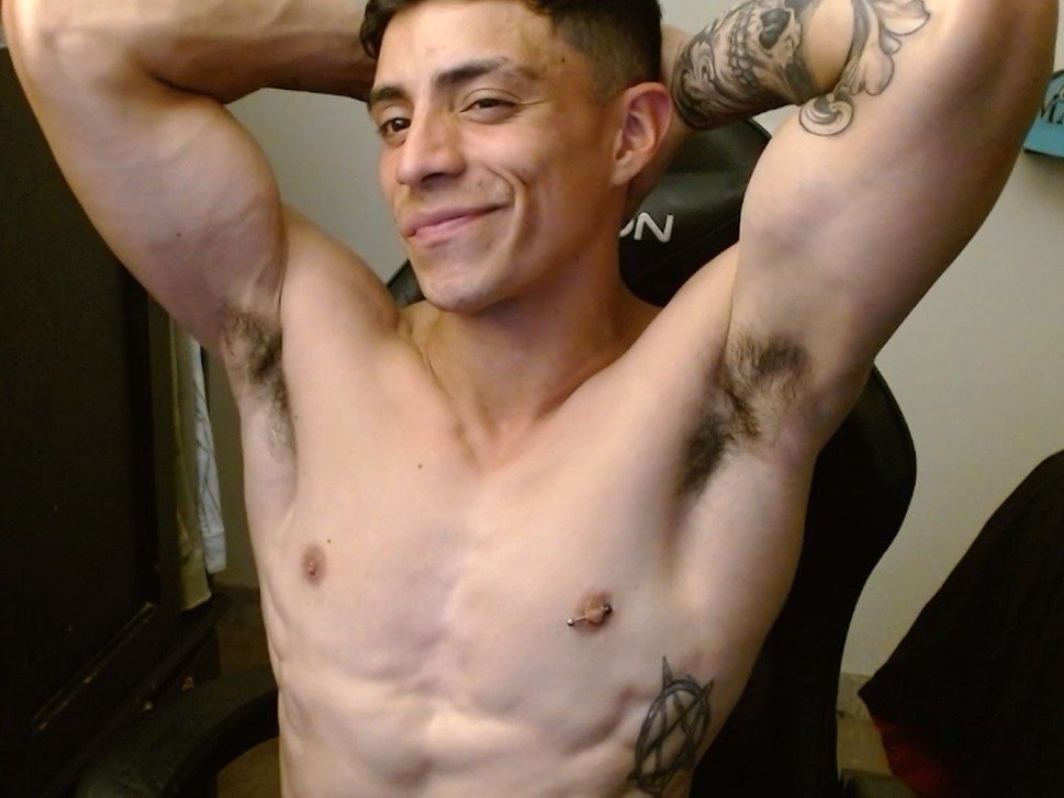 schnneider18 — LIVE on Streamate