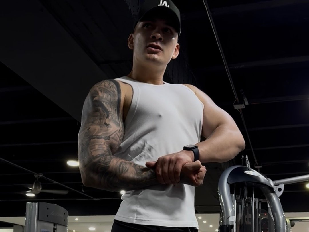 sean_carreraaa — LIVE on Streamate