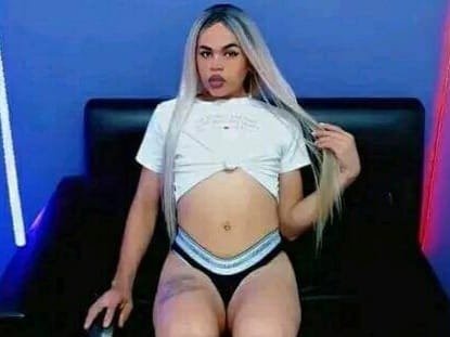 soffiatirtyy — LIVE on Streamate