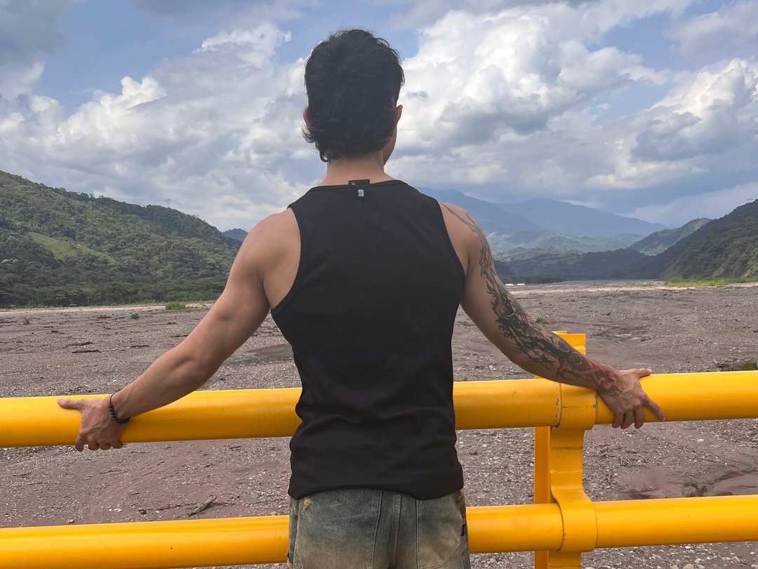 ur_snack — LIVE on Streamate