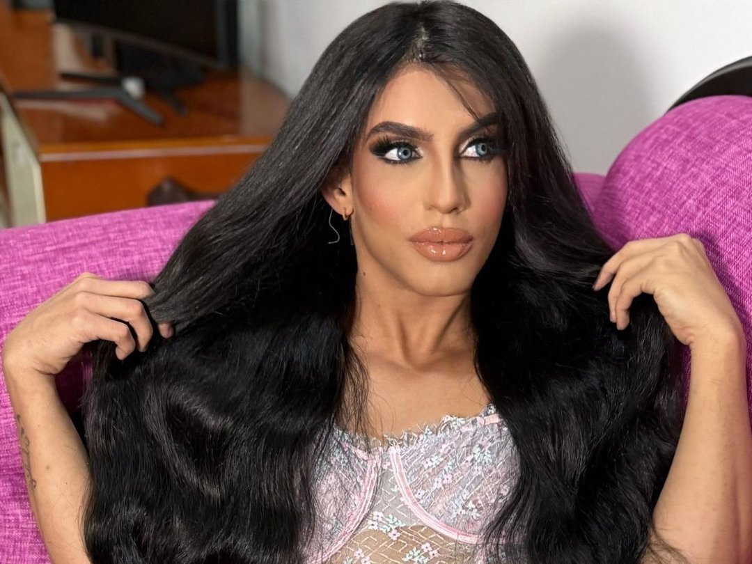 valeriaxxxx — LIVE on Streamate