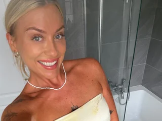 Secrett_Chloe