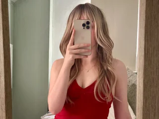 Angelina_Mae2