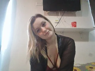 Avety_doll Porn Model Profile Image