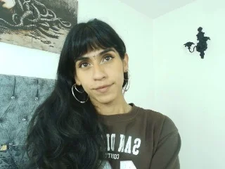 BellaPoisonous