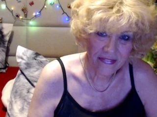 BlondPrettyLady