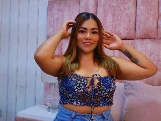 ChloeRosees live cam