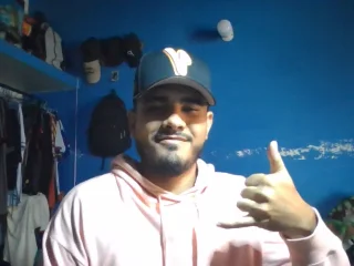 Chuzobaby live cam