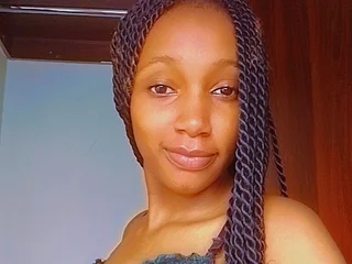 Creamybae live cam