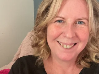 Curlyblonde22