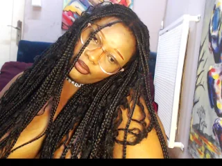CurvyCocoxxx
